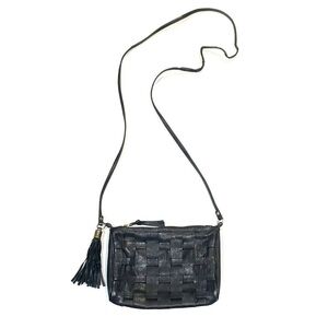 Black Topshop Real Leather Basket Weave Crossbody/Shoulder Bag/Purse with Tassel